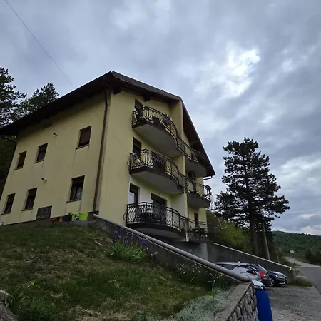 Cozy Panton Near Fuzine With Fireplace Vrata
