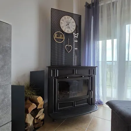 Apartmán Cozy Panton Near Fuzine With Fireplace